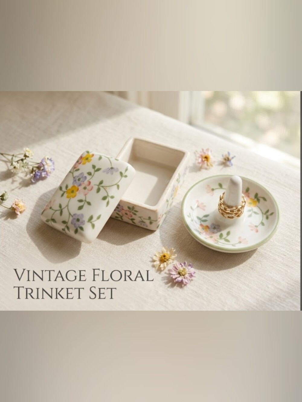 Vintage Andrea by Sadek Ceramic Vanity Set